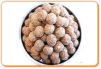 Kurmura Ladoo